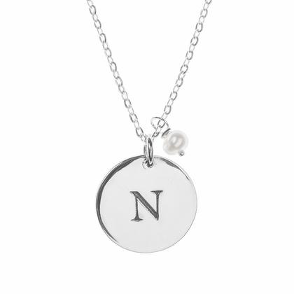 collar-circulo-con-inicial-en-plata-front-420x420