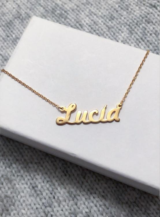 collar-nombre-en-oro-de-14k-https://spaces.montezjoyeria.com/media/thumbnails/04afaaee25eed2a47afd183d7802db46f63fe96b51c991ee8cf54ff5_GR7J3Hi.jpg-554x752