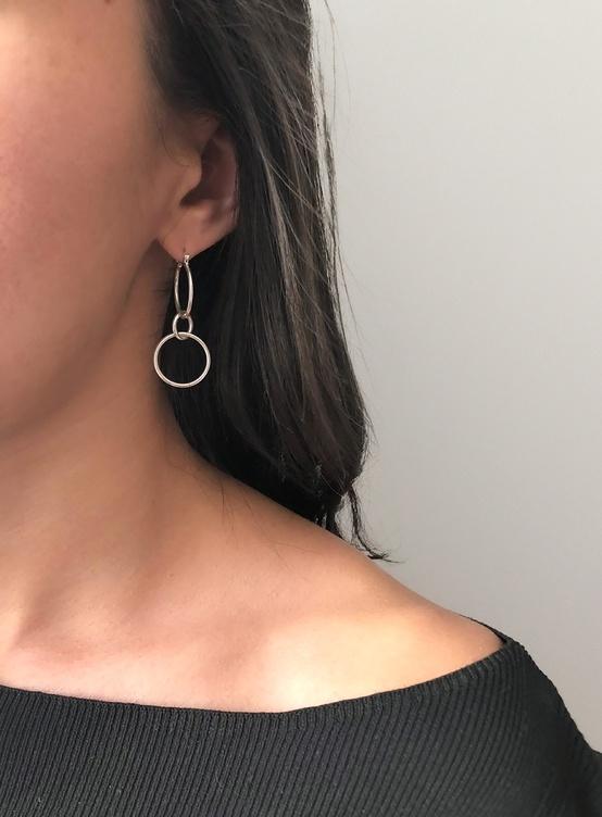 aretes-tres-hoops-https://spaces.montezjoyeria.com/media/thumbnails/2357cbe29ab3d75e646dcee5fc41585630cced0d7c97872fe7698a07_dZnc4zz.jpg-554x752