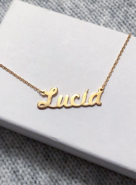 collar-de-nombre-https://spaces.montezjoyeria.com/media/thumbnails/304d4e6fcbc0f7a365a53bfd8b92dbaffca2934750183176afa7c9c7_Dst8n1Z.jpg-554x752