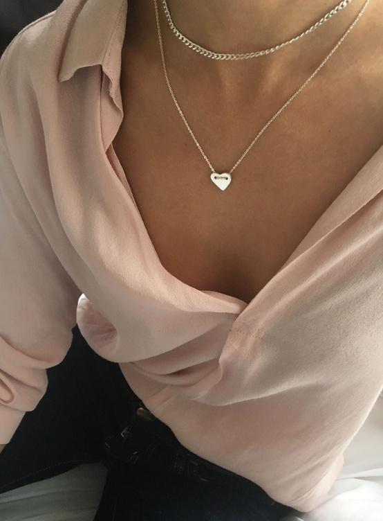 collar-corazon-plata-https://spaces.montezjoyeria.com/media/thumbnails/369ac9133c8eef4dd729acdcdef522bffc4a79808fca12755ac0993b_vrdMx0u.jpg-554x752