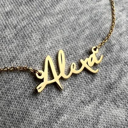 collar-nombre-en-oro-de-14k-front-420x420