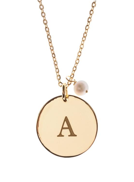 collar-circulo-con-inicial-en-bano-de-oro-https://spaces.montezjoyeria.com/media/thumbnails/4b2d23036adfedb9fe911a2c342ae949440239e7fd854ee456e61531_CC1OBB1.jpg-554x752