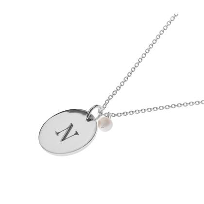 collar-circulo-con-inicial-en-plata-front-420x420