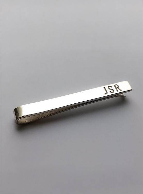 pisacorbatas-https://spaces.montezjoyeria.com/media/thumbnails/a6e473147a7a65b0d591e0a203aa113878e8a4e94353b251b733228f_zZdrrwf.jpg-554x752